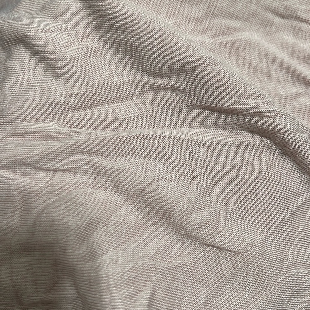 Express One Eleven Women’s V Neck Long Sleeve shirt Medium Like New - Picture 5 of 5